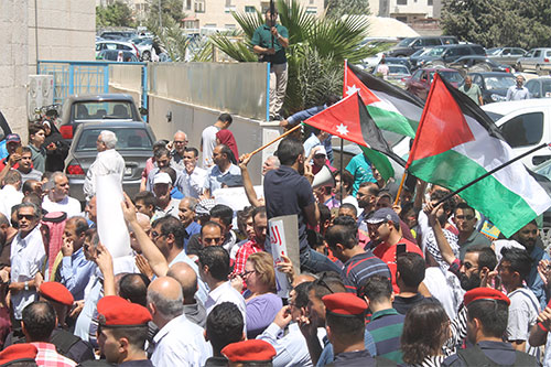 Diputados jordanos piden que el embajador israelí no vuelva a Ammán